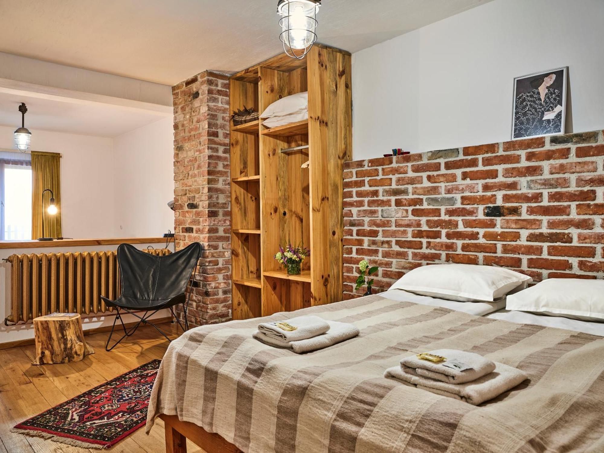 Hotel Tihiat Kat Apriltsi  Ngoại thất bức ảnh