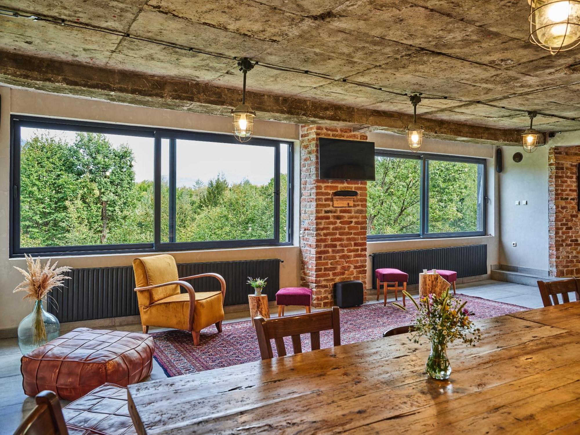 Hotel Tihiat Kat Apriltsi  Ngoại thất bức ảnh